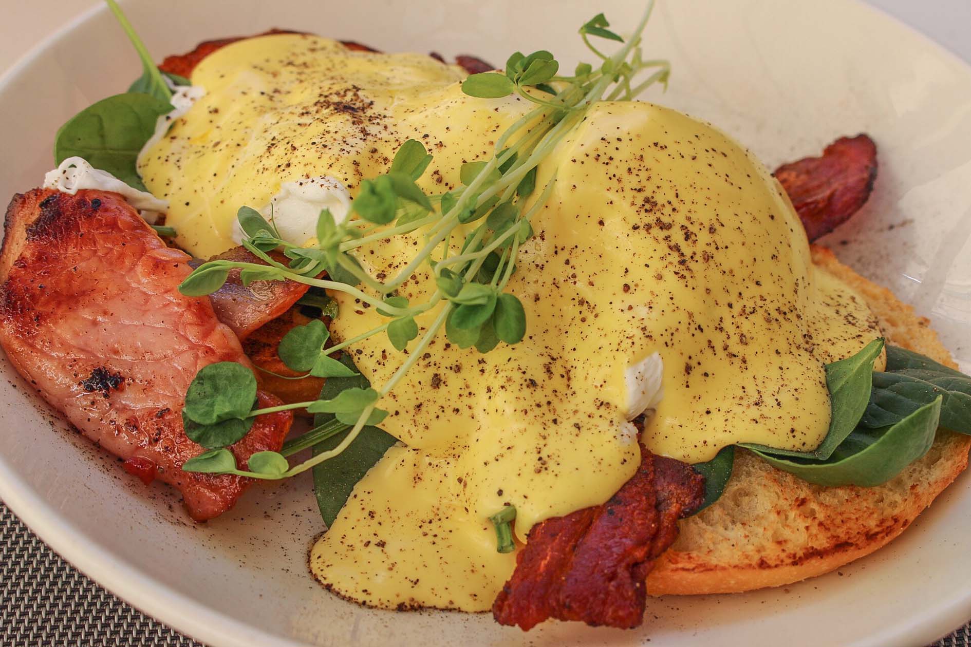 Eggs Benedict Eggs Benedict