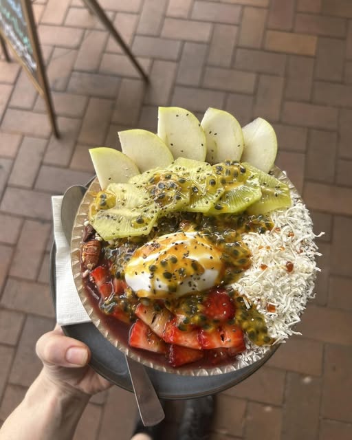 Acai bowl at St Shoebill