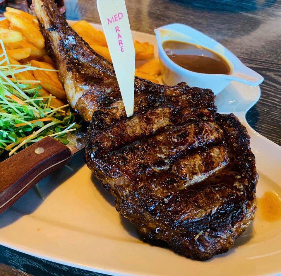 Tomahawk Steak