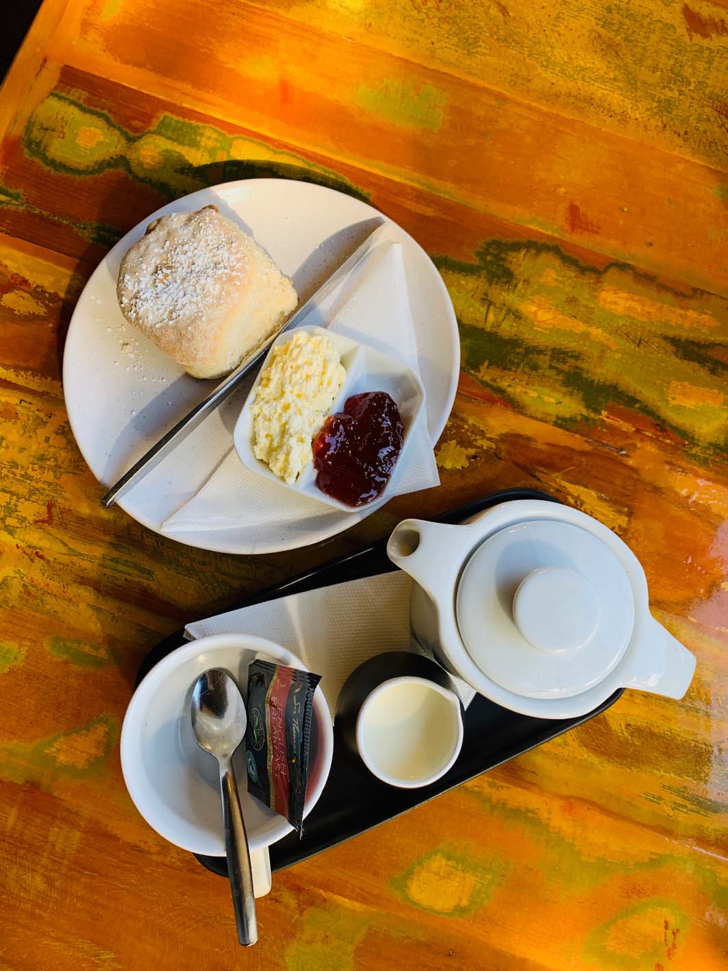 Tea and scones at Queens Park Cafe