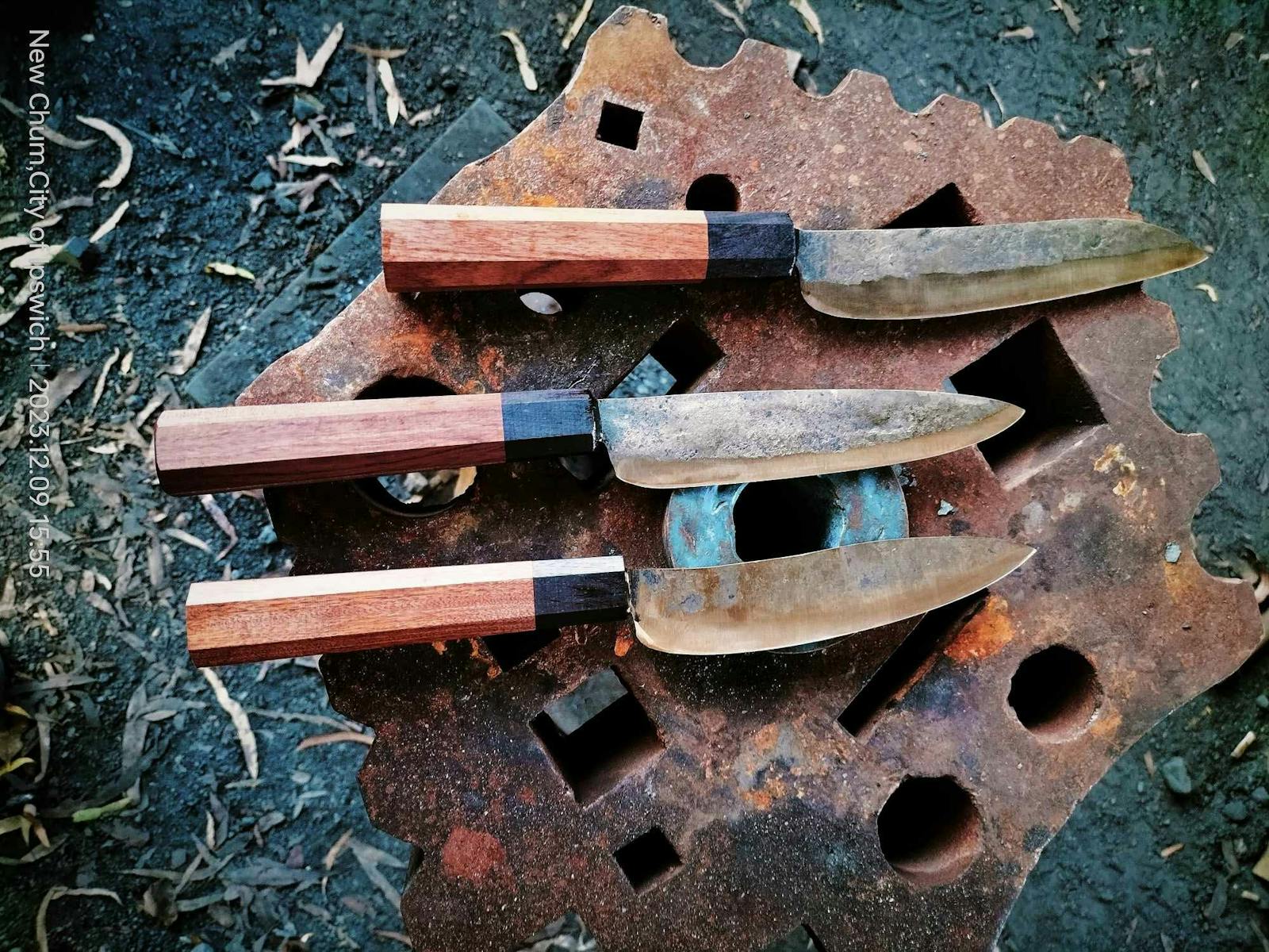 Custom knife class, forge an individual blade