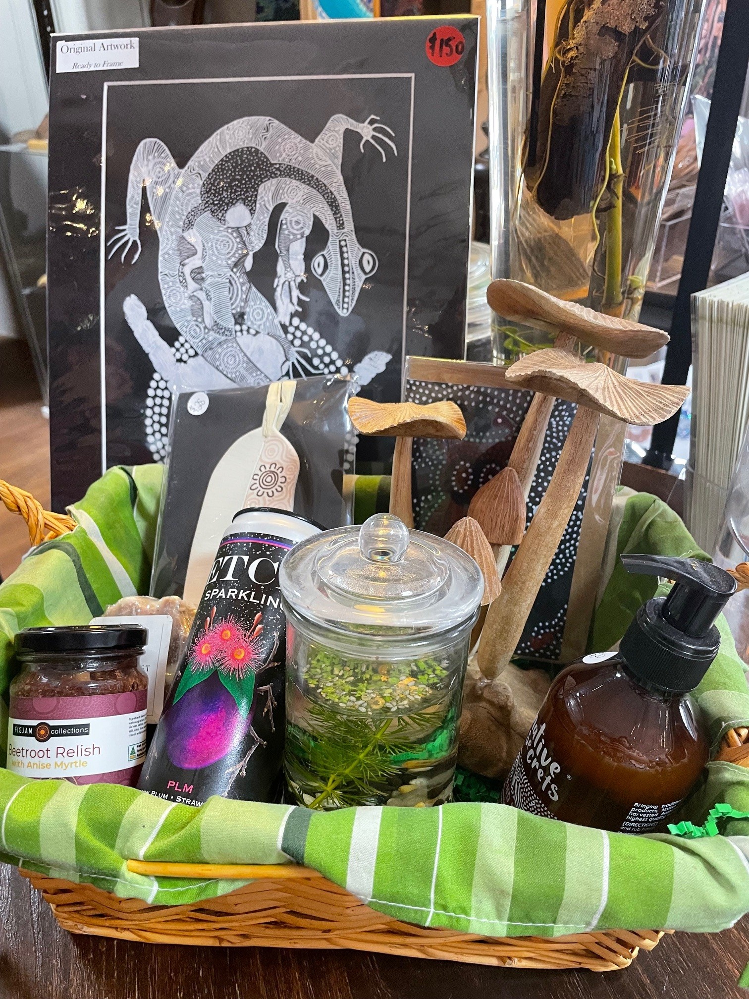 Gift packs at Nhuralama and Drift 'n' Stone