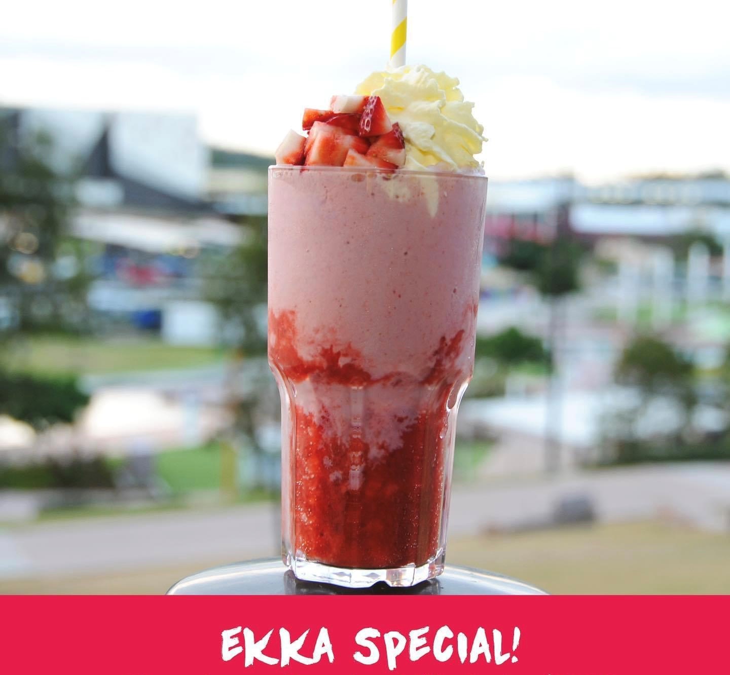 Strawberry Sundae Shake at Raw Energy Strawberry Sundae Shake at Raw Energy